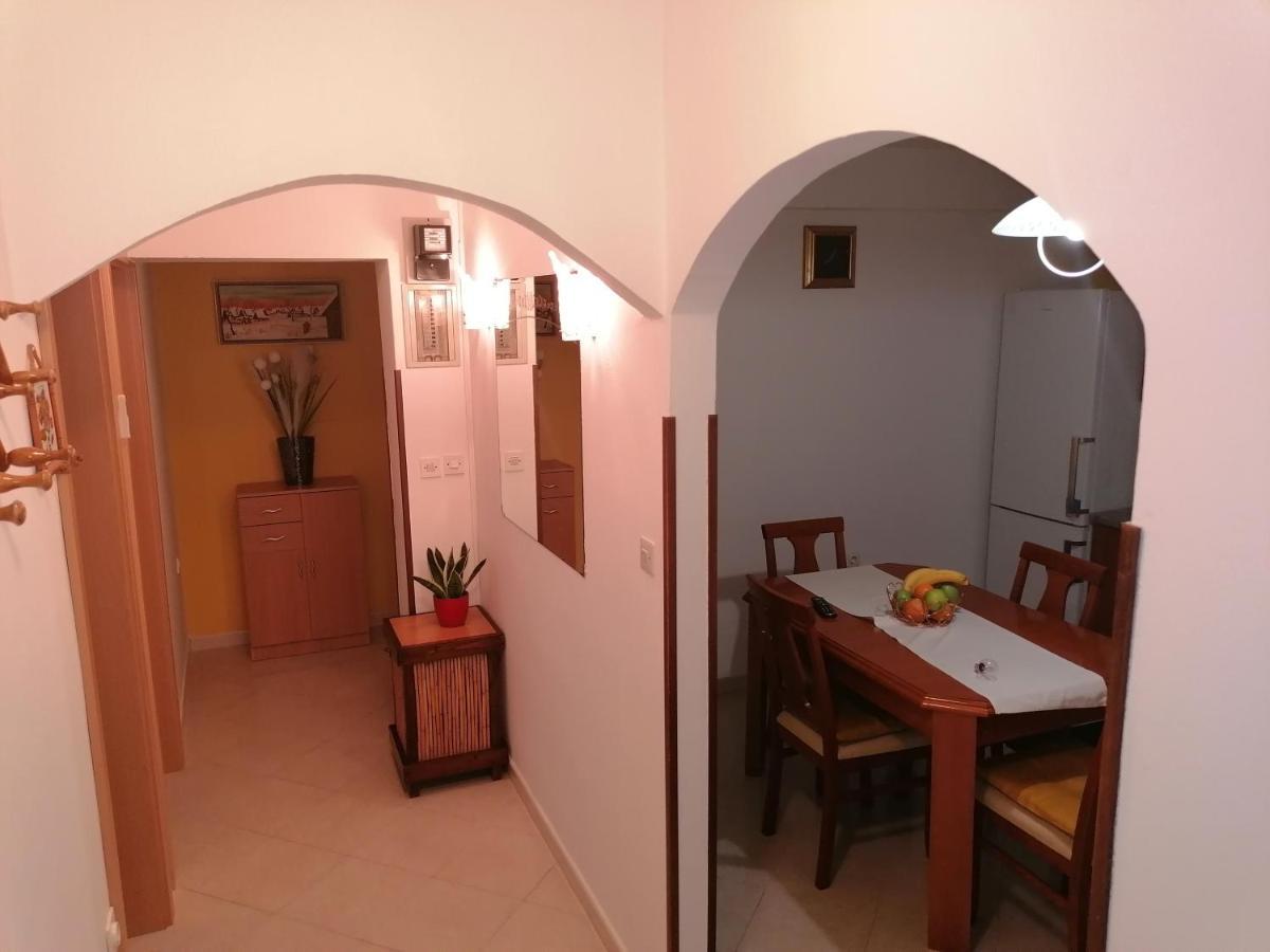 Apartman Bruna Novigrad Istria Exterior foto